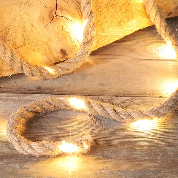 LED Lichterkette im Seil - 15 warmweiße LED auf Kupferkette - L: 1,5m - Batteriebetrieb